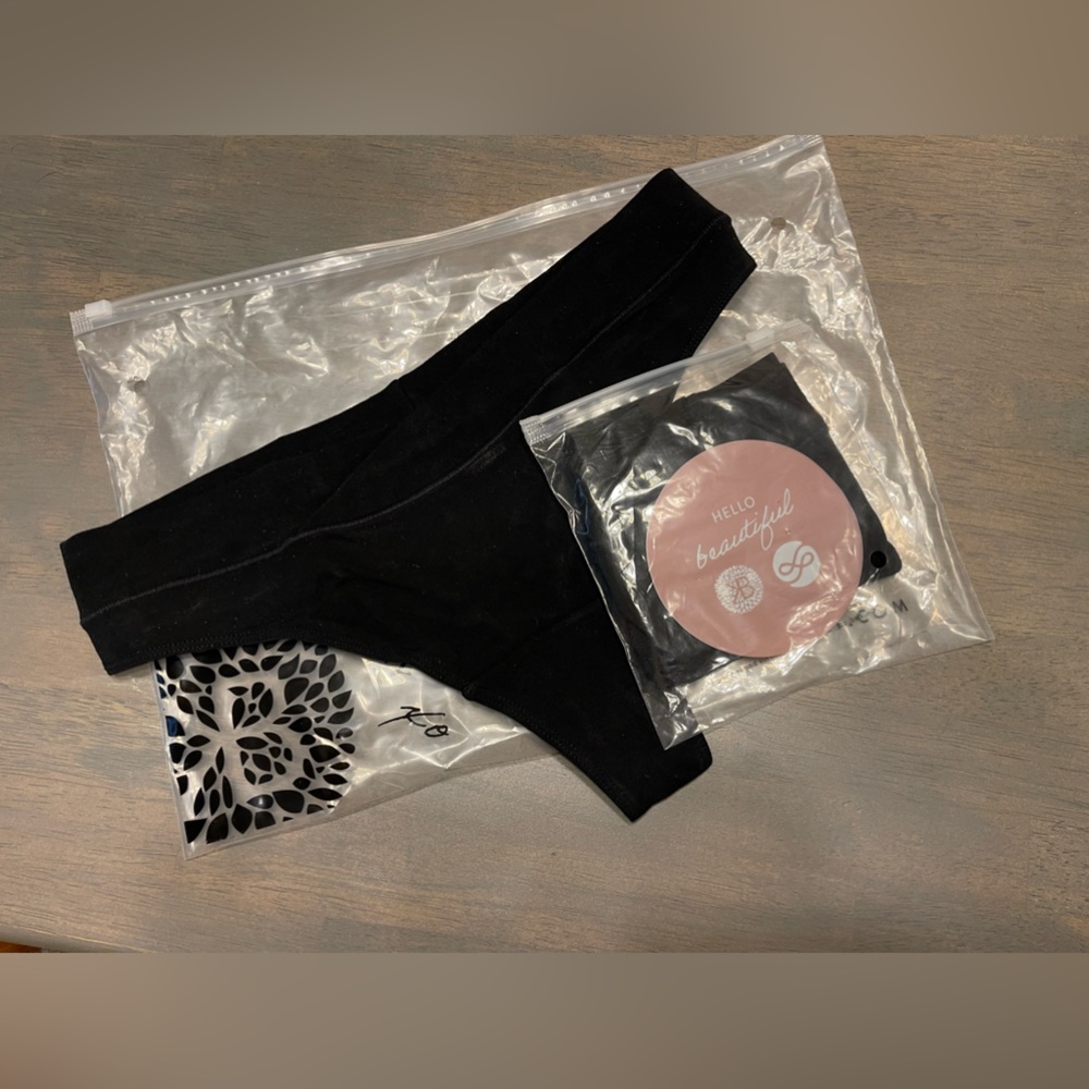 🤰🏼 NEW! •  Kindred Braverly • Bamboo Maternity & Postpartum thongs | 2 | XXL